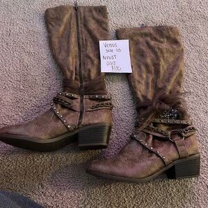 VENUS Tan Heeled Boots with Embellishments